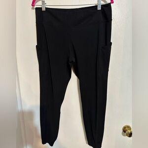 Elegant Black Women's Leggings with Pockets